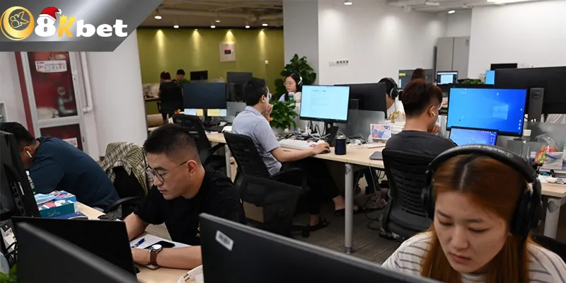 8Kbet chăm sóc khách hàng tận tâm